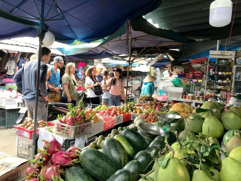 Hoi An : Vietnamese Cooking Class with Phở and Eco Tour - Riding a bamboo basket boat in Bay Mau