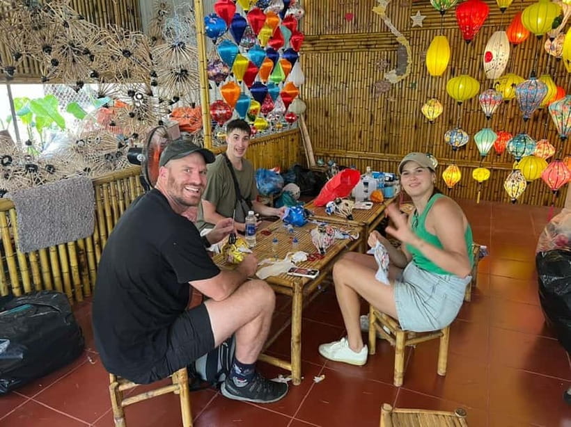 Hoi An: Vietnamese Foldable Lantern Making Workshops - Making a Hoi An souvenir with your own hands