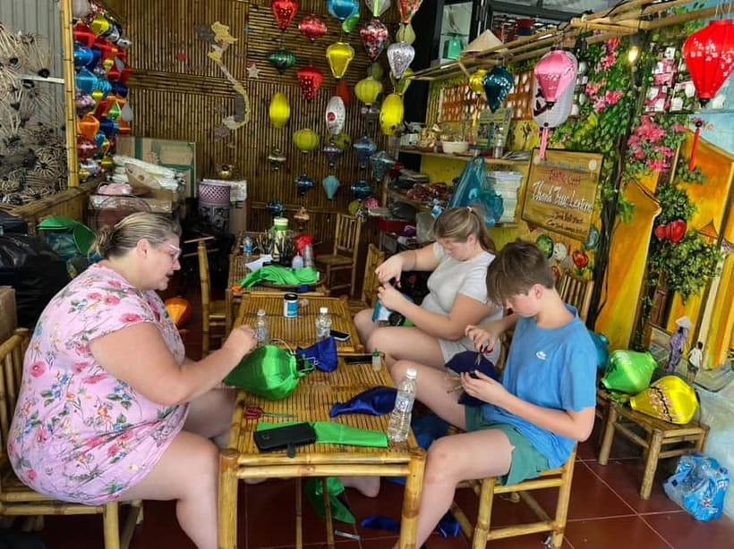 Hoi An: Vietnamese Foldable Lantern Making Workshops - What happens during the 90 to 150 minute workshop