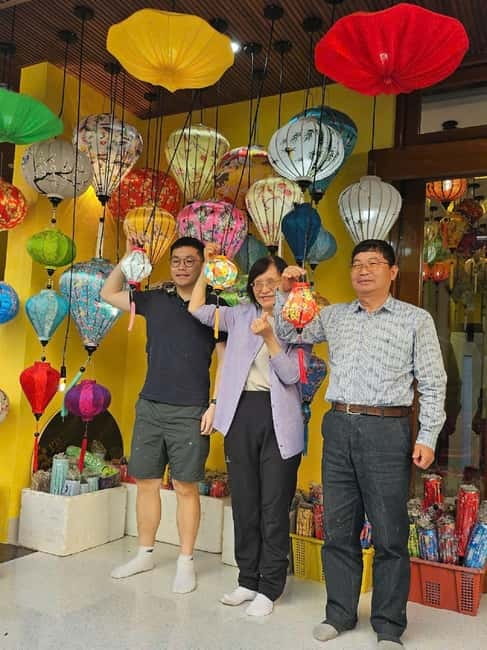 Hoi An: Vietnamese Foldable Lantern Making Workshops - Timing, clothing, and practical comfort
