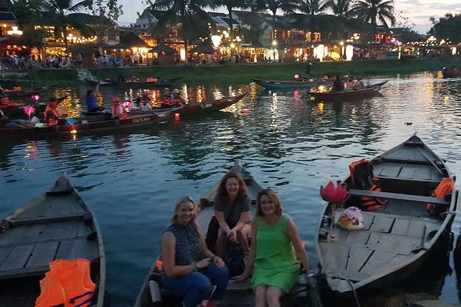 Hoi An Walking City Afternoon & Evening- Night Market- Boat ride - Starting at 3:00 pm, when Hoi An changes character