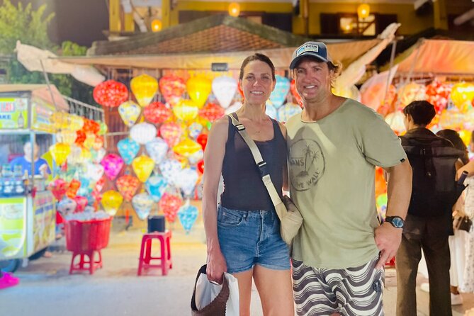 Hoi An Walking Private Tour - Lanterns, Boat Ride & Local Foods - Street food and the Mot herbal drink