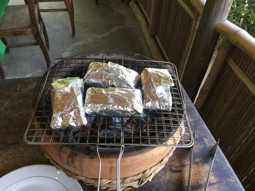 Hoian/Da Nang: Fishing, basket riding and cooking class - Lunch With a Local Family