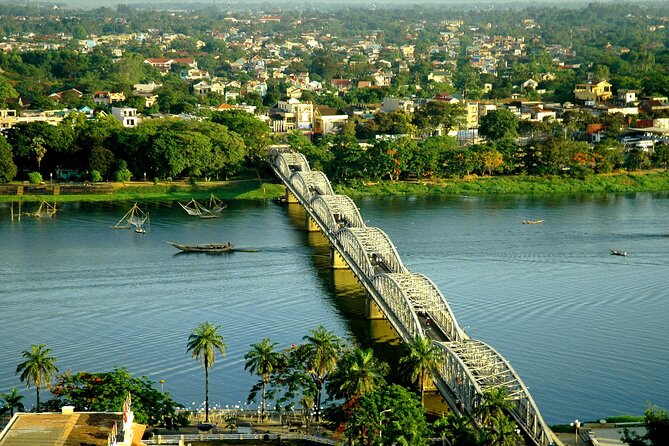 Hue city tour 1 day from Da Nang / Hoi An - Lunch, local dishes, and a short foot massage