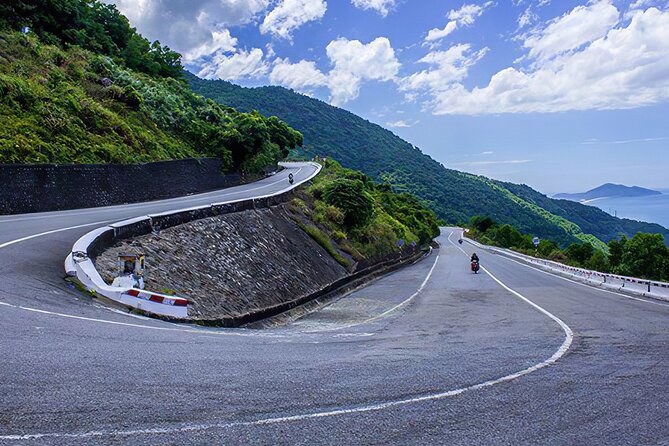 Hue Imperial City Private Tour From Hoi An / Da Nang - Crossing the Hai Van Pass in 30 minutes