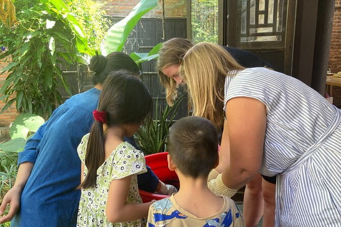 Indigo dyeing workshop - Arriving at 172 Nguyễn Tri Phương