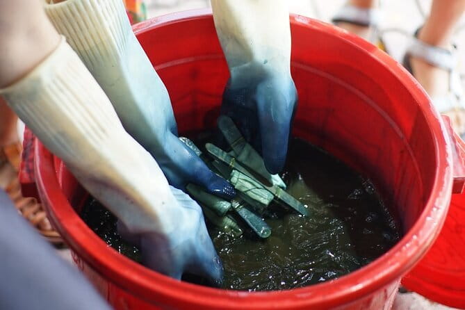 Indigo dyeing workshop - What 90 Minutes Gives You