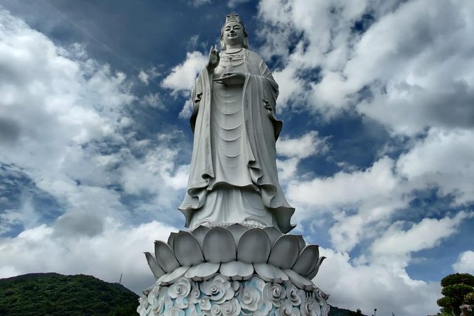 LOVELY PILGRIMS to MARBLE MOUNTAIN & DRAGON BRIDGE & LADY BUDDHA - Is $48 a fair price?