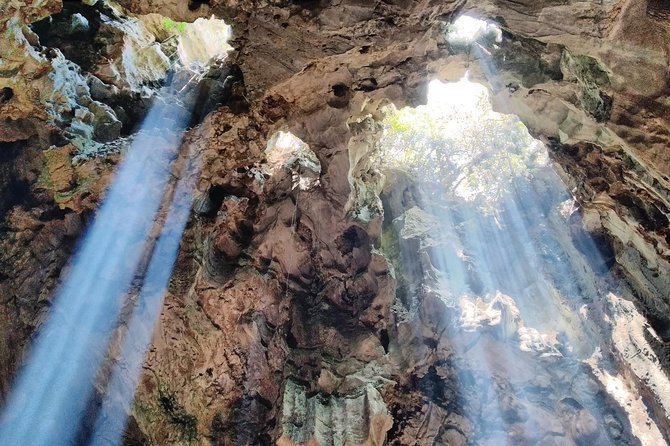 Marble mountain, Am Phu cave and Monkey mountains group tour - Am Phu Cave adds a darker Buddhist lesson