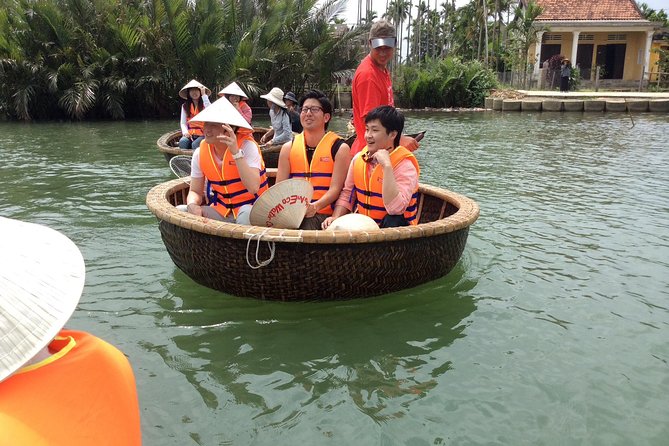 Market Tour , Basket Boat and Cooking Class Hoi An - How the $8 price affects the value
