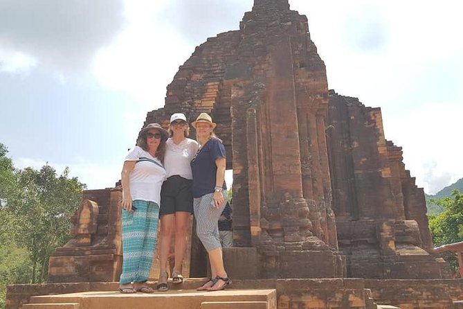 MY SON - MARBLE MOUNTAIN- AM PHU CAVE : Morning or Afternoon Tour - The brick towers and the Champa Kingdom