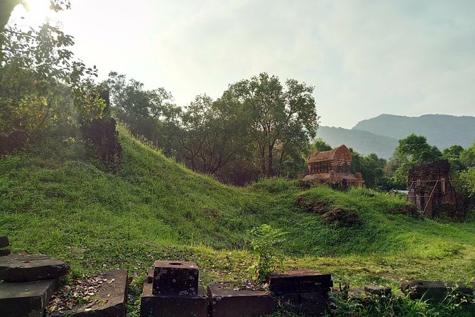 My Son Sanctuary Sunset with insider guide and BBQ boat trip - Heat, clothing, and practical comfort