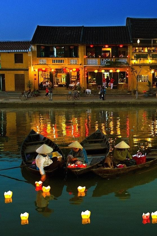 Night Boat Trip and Floating Lantern on Hoai River Hoi An - Releasing a Flower Lantern on the Hoai River