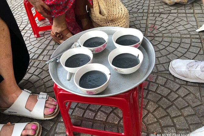 Night Life Street Food Tours Hoi An - Why a guided food walk helps in Hoi An