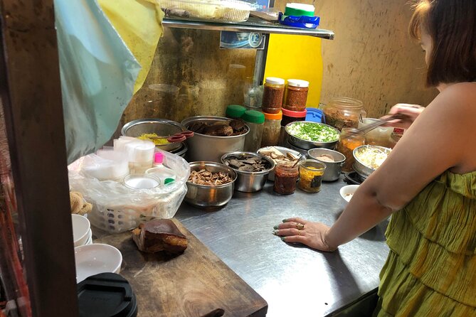 Night Life Street Food Tours Hoi An - The guide can shape the whole night