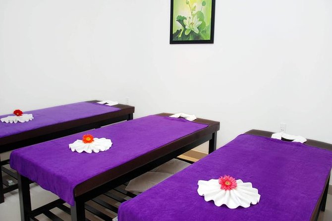 One Hour Spa Experience in Hoi An - Choosing between massage and foot reflexology