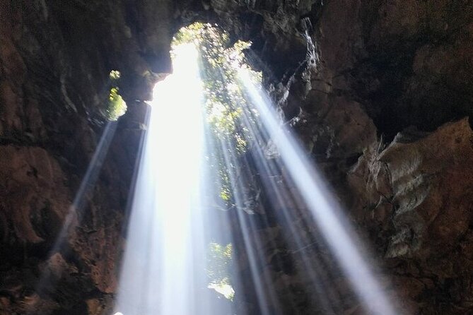 PRIAVATE DaNang CITY TOUR-FOOD TOUR-Sunset BOAT TRIP on Han river - Non Nuoc stone carving village in 30 minutes