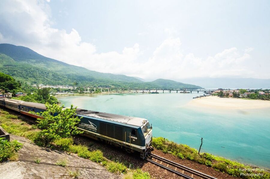 Private Car Hoi An to Hue Via Hai Van Pass, Lagoon & More - Optional route 5: Hue’s Imperial City, Khai Dinh Tomb, and Thien Mu Pagoda