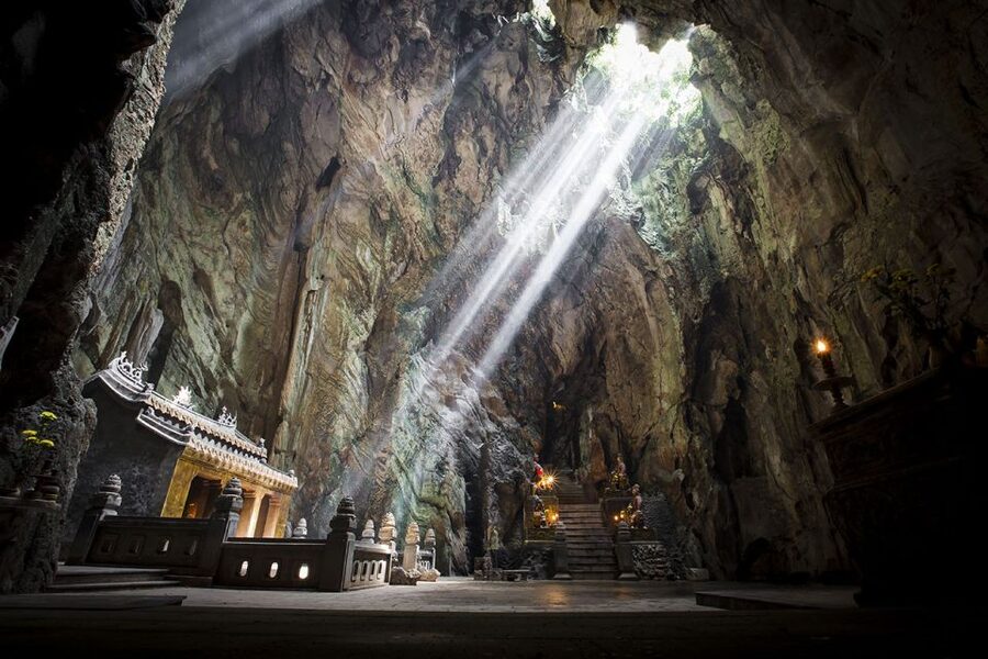 Private Car Hoi An to Hue Via Hai Van Pass, Lagoon & More - Optional route 4: Golden Bridge at Ba Na Hills