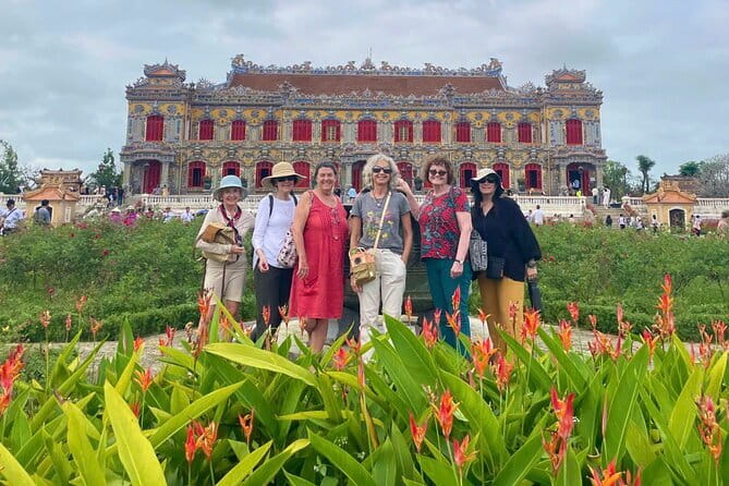Private Car Rental from Hoi An to Hue - Arriving in Hue with a useful drop-off