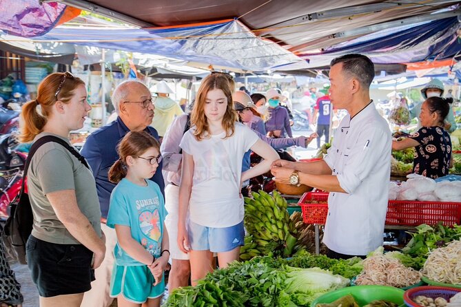 Private cooking class tour with Master Chef - Cooking instead of watching