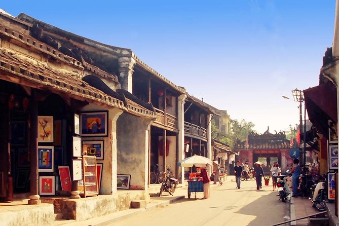 Private Half-Day Tour of Hoi An Ancient Town - Walking through the Japanese Covered Bridge and old lanes