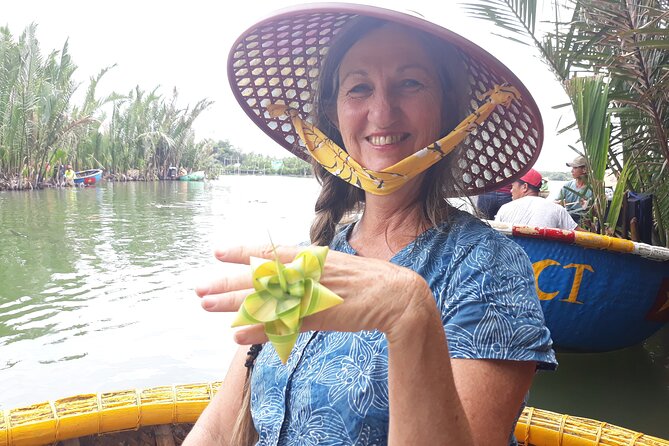 Private Hoi An City tour -Basket Boat Ride in the Coconut forest - What Happens on the Basket Boat