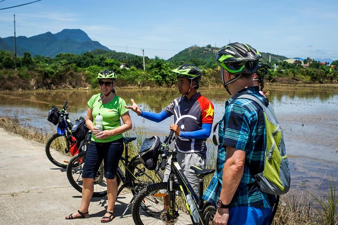 Private Hoi An to My Son Sanctuary Full-Day Bike Tour - Lunch and the private van back