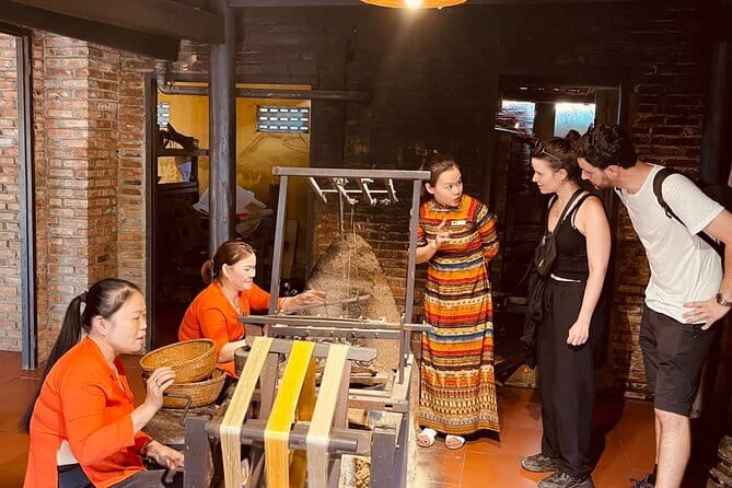 Private Traditional Silk Process in Hoi An Silk Village - Champa textiles and Vietnamese hand weaving