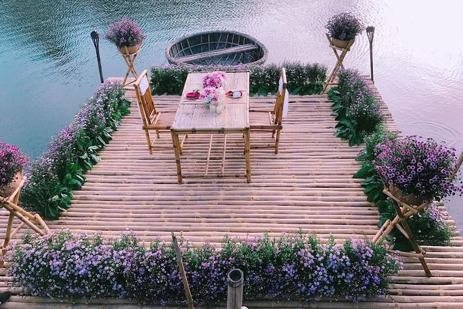 Romantic Dinning On The Bamboo Raft - Who should book this river dinner?