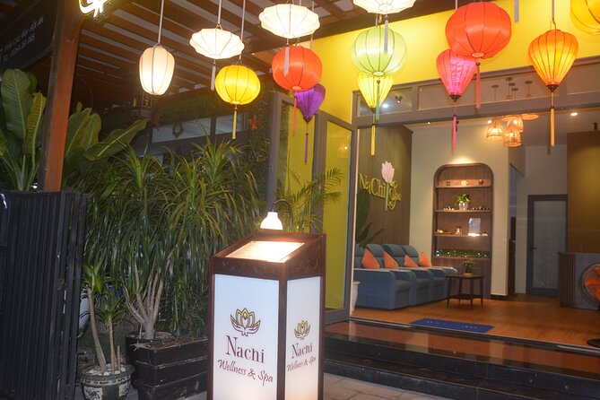 Stunning Aroma Therapy 60 min - The 60-minute aroma therapy treatment