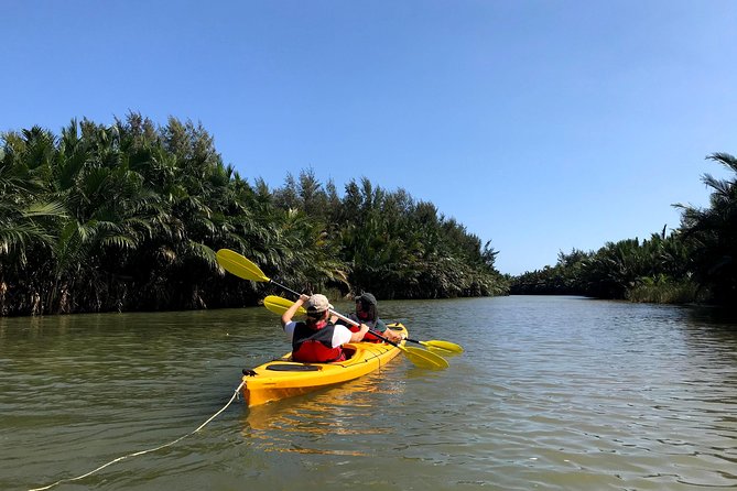 Sunset Paddle and Lantern Town - What the $32 price really covers
