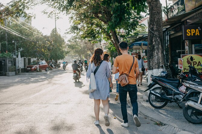 The 10 Tastings of Hoi An: Private Street Food Tour - Banh mi in an ancient house yard