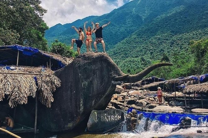 Top Gear Hai Van Pass between Hoi An or Da Nang to Hue - Elephant Springs and the freshwater break