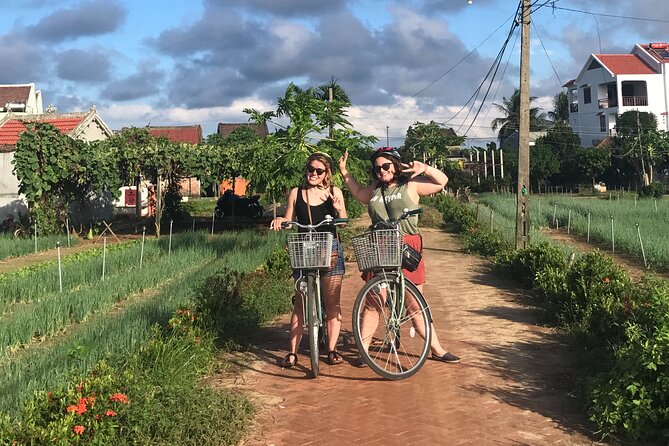Tra Que Village Cycling And Farming - Making rice paper by hand