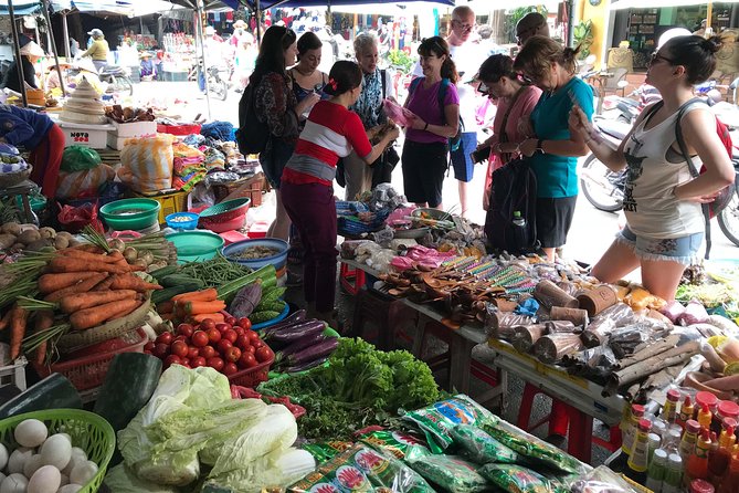 Traditional Cooking Class with Basket Boat Ride and market Tour - The short basket boat ride