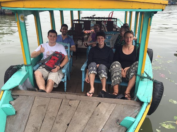 Traditional Cooking Class with Basket Boat Ride and market Tour - Foot soak and massage before the kitchen