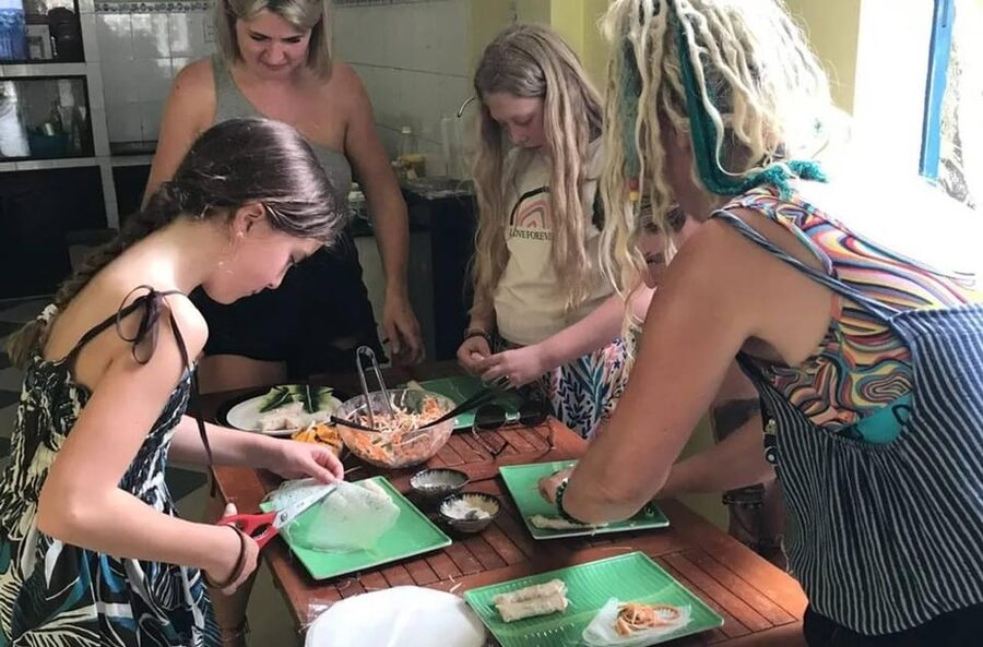 Traditional Vietnamese Cooking Class in Leina Cookery - A cooking class built around choice