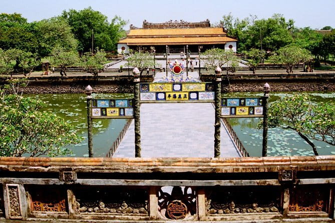 WAR TRAILS TOUR to KY ANH TUNNELS & CHAM RUINED SANCTUARY - Who should book this half-day tour?